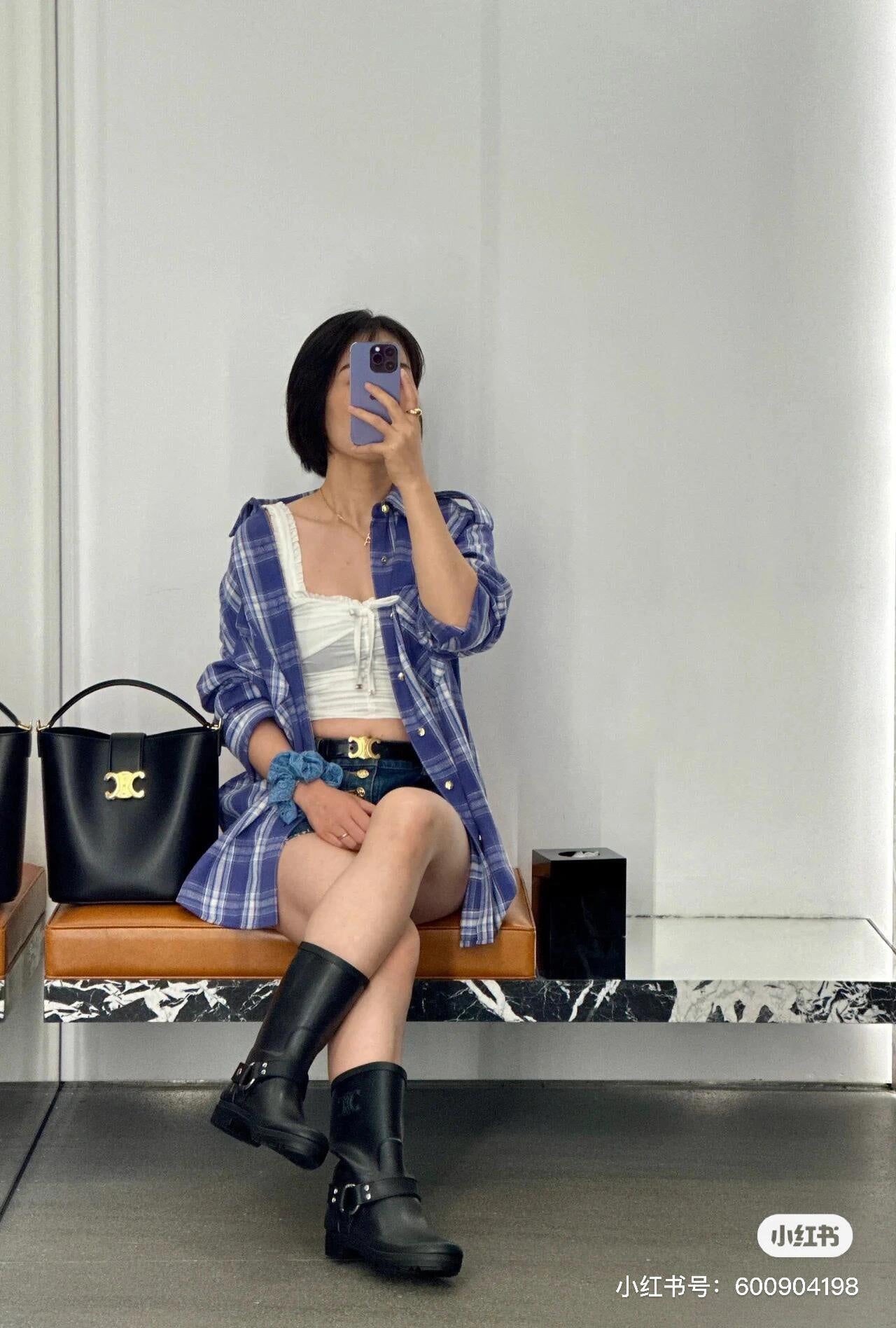 백경공장 / 셀린느 미디엄 스무스 소가죽 핸들 버킷 백