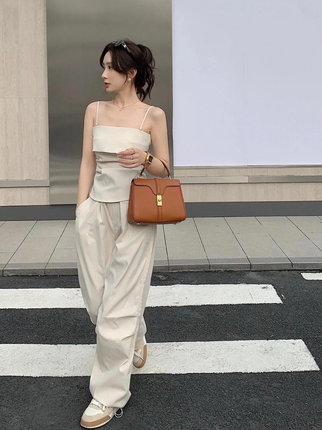 백경공장 / 셀린느 스몰 사이즈 새틴 소가죽 핸드백