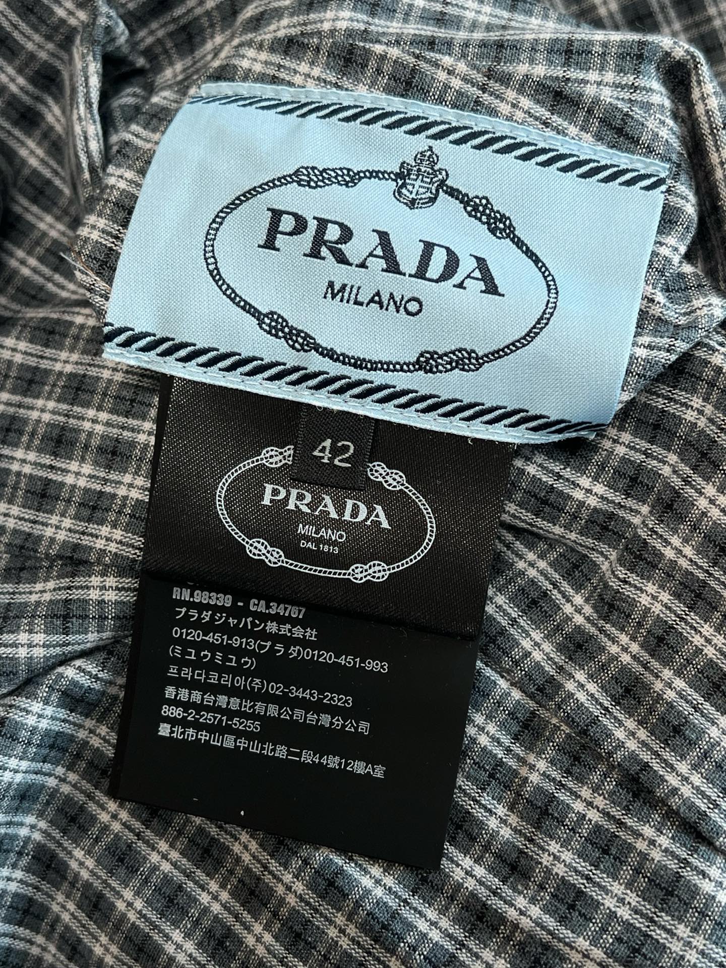 V공장 / 프라다 자켓