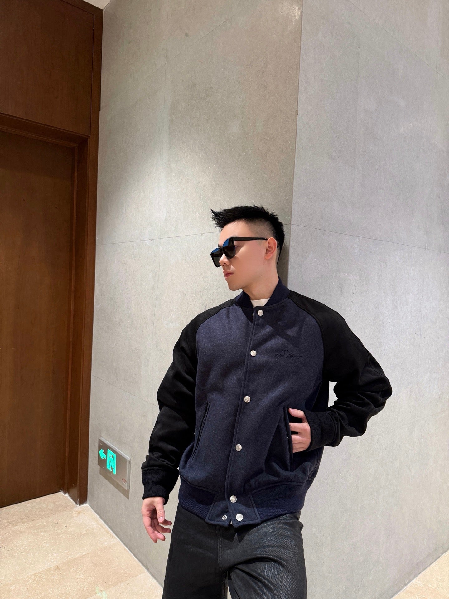 V공장 / 디올 자켓