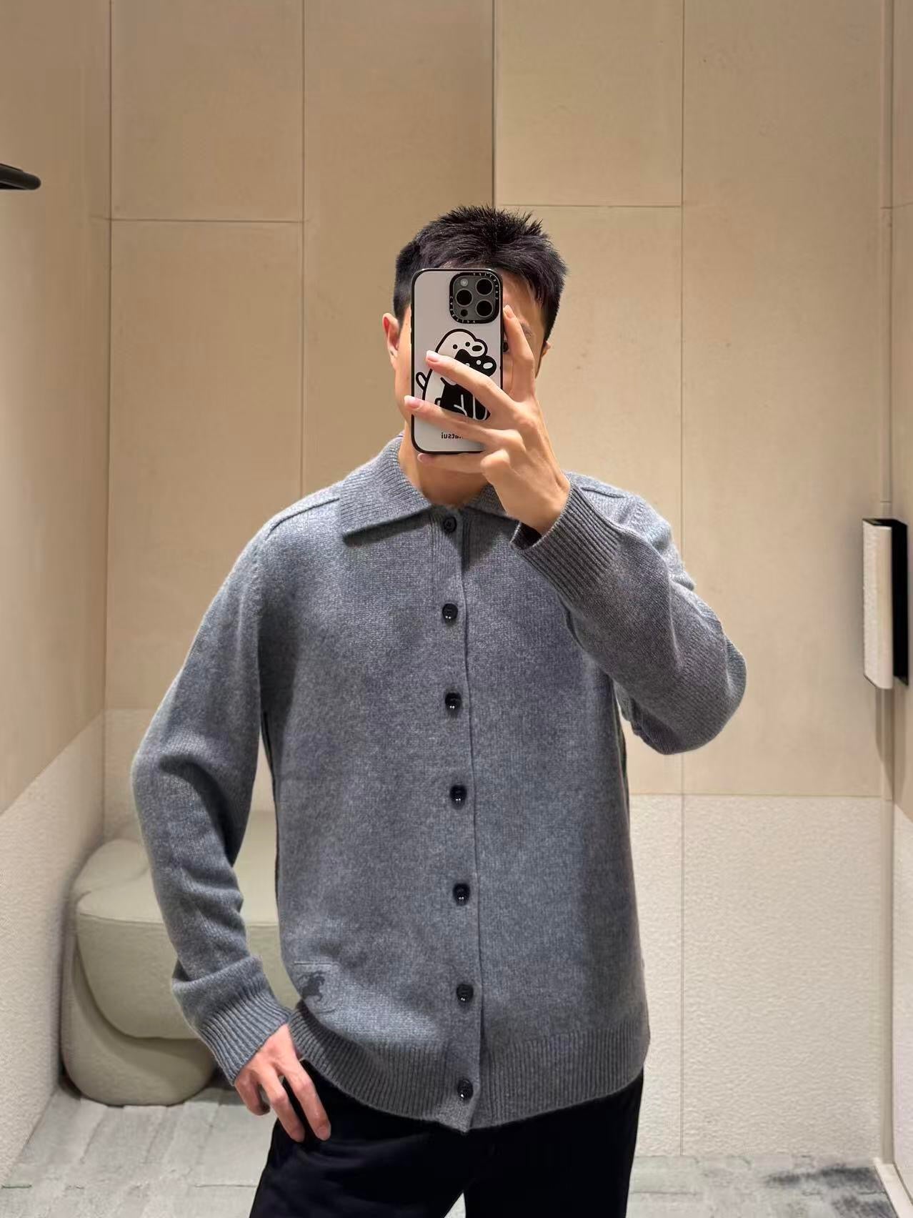 V공장 / 버버리 가디건